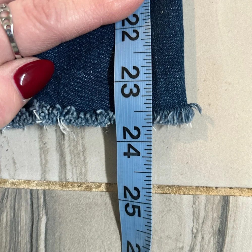 MOTHER The Hustler Ankle Fray in Home Movies High Rise Cropped Flare Jeans - Picture 12 of 16